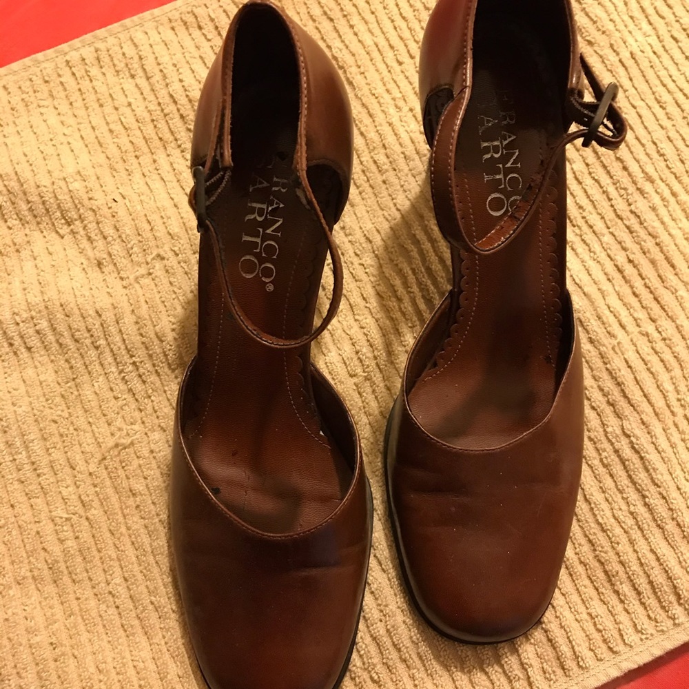 Vintage tan shoes size 9 Med. Great condition! - Picture 4 of 4